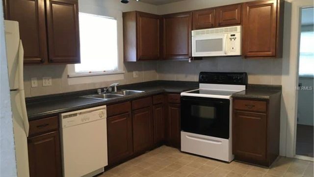 Transforming Dull Spaces: A Stunning Kitchen Makeover on a Budget
