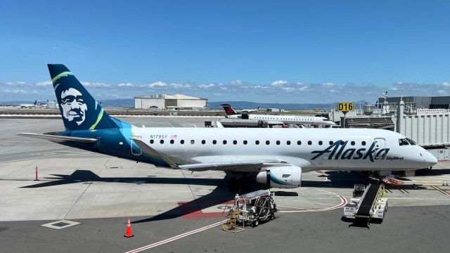 Family's Alaska Airlines Night