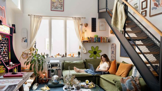 Explore a Brooklyn Loft: A Personal Journey through Art and Travel