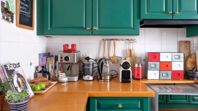 Timeless Tips for Keeping Your Kitchen Drawers Spotless