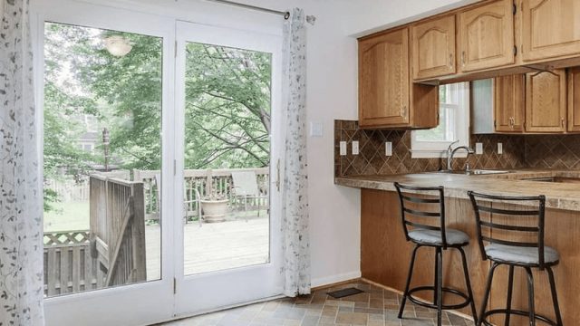 Transforming Small Kitchens: A Smart Renovation Guide