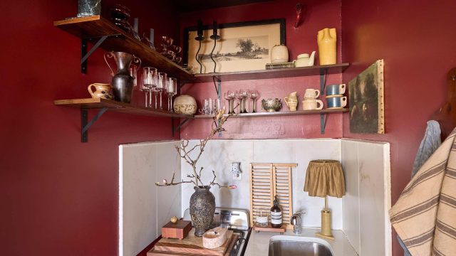 How Vintage Glass Items Can Elevate Your Kitchen Aesthetics
