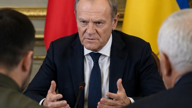 Tusk Calls for Diplomacy Amid 