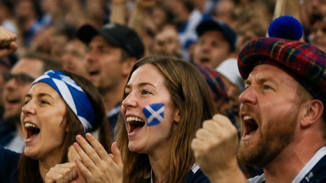 Unity in Sport: Americans Chee